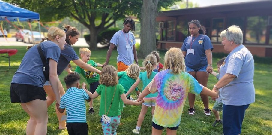 Rockford Christ Vbs Youth With Leaders Circle