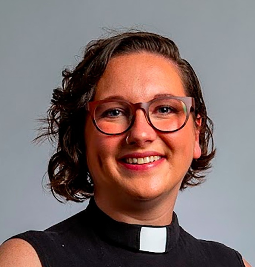 Lindsey Joyce Photosq