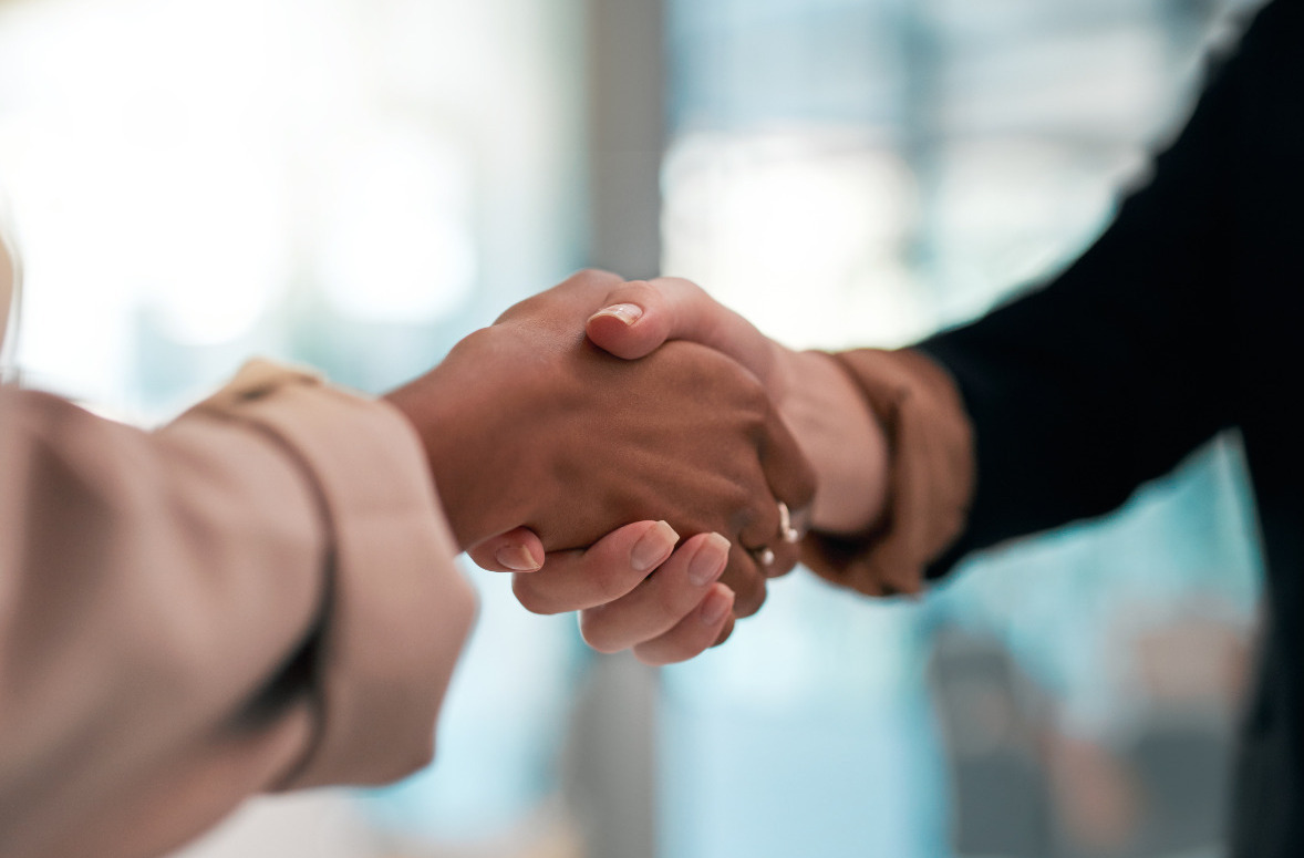 Welcome Handshake