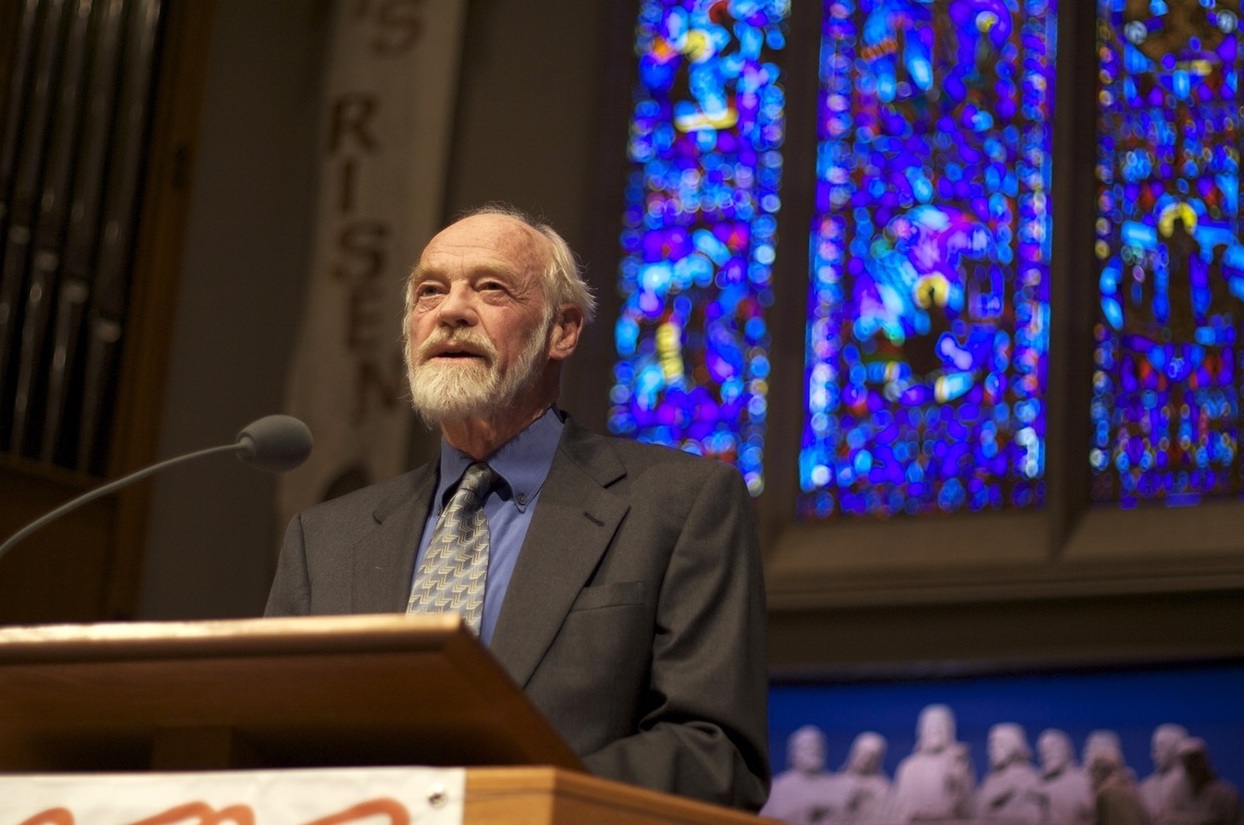 Eugene Peterson Wikimediacommons 2009 Sized3000